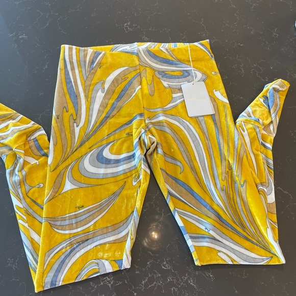 Emilio Pucci Pants - Authentic BRAND NEW PUCCI leggings Size 10 .